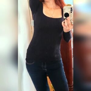 FREE PEOPLE BODY-CON STRETCH NYLON DEEP SCOOP NECK BLACK TOP, M/L